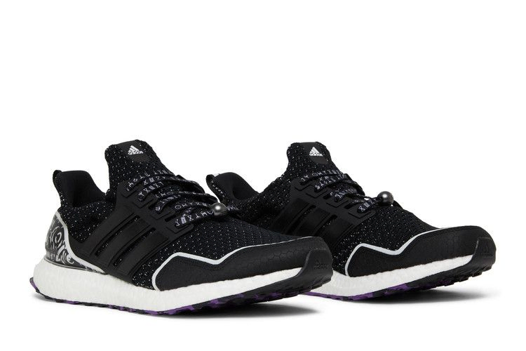 marvel-x-ultraboost-5-0-black-panther-hr0518_07