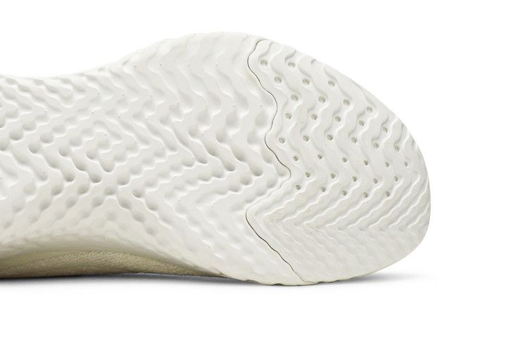 Кроссовки Nike Wmns Epic Phantom React FK 'Light Cream'