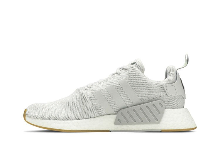 nmd_r2-grey-gum-cq2403_02