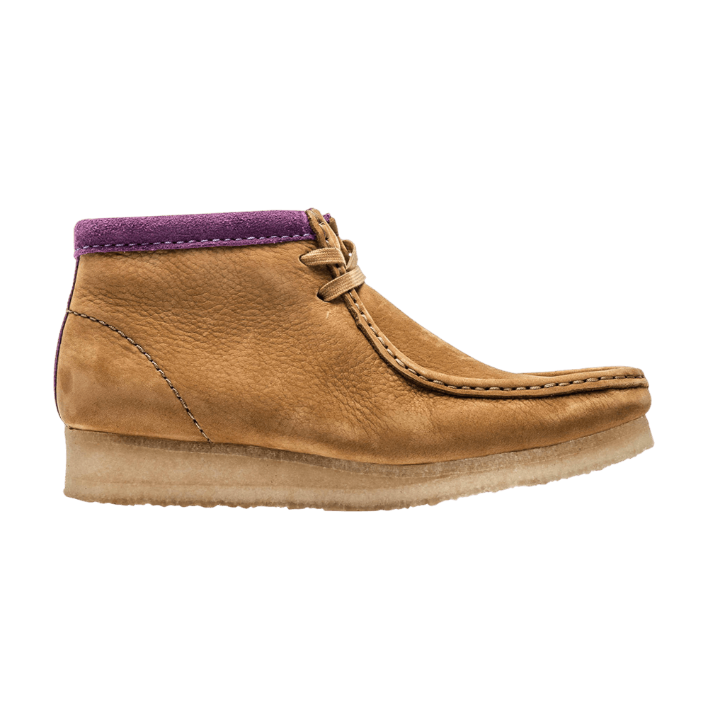 Кроссовки Clarks Wmns Wallabee Boot 'Oakmoss'