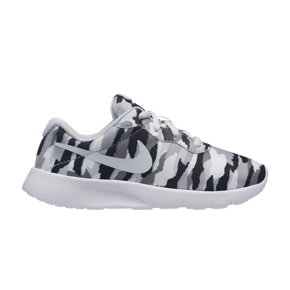 Krossovki-Nike-Tanjun-Print-GS-Camo
