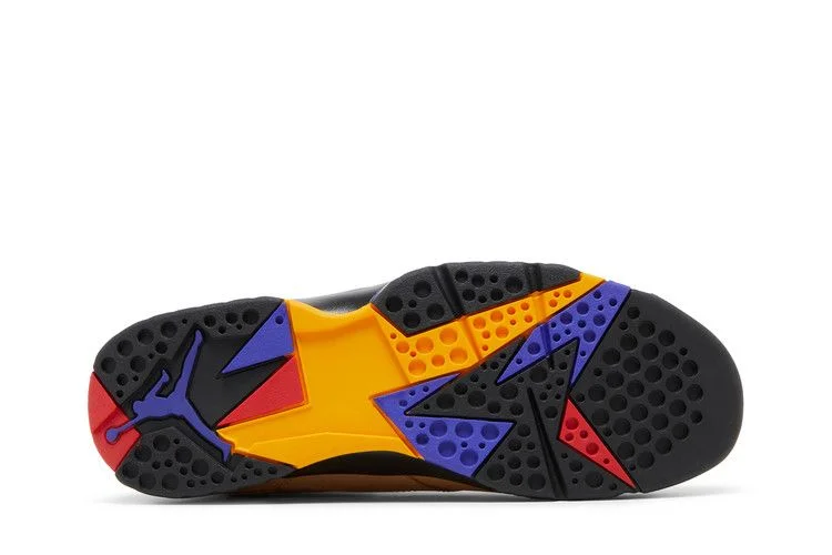 Krossovki-Air-Jordan-7-Retro-SE-Afrobeats-3