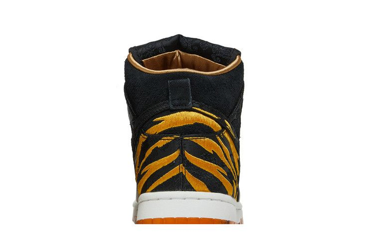 Кроссовки Nike Dunk High Premium 'God Of Wealth'
