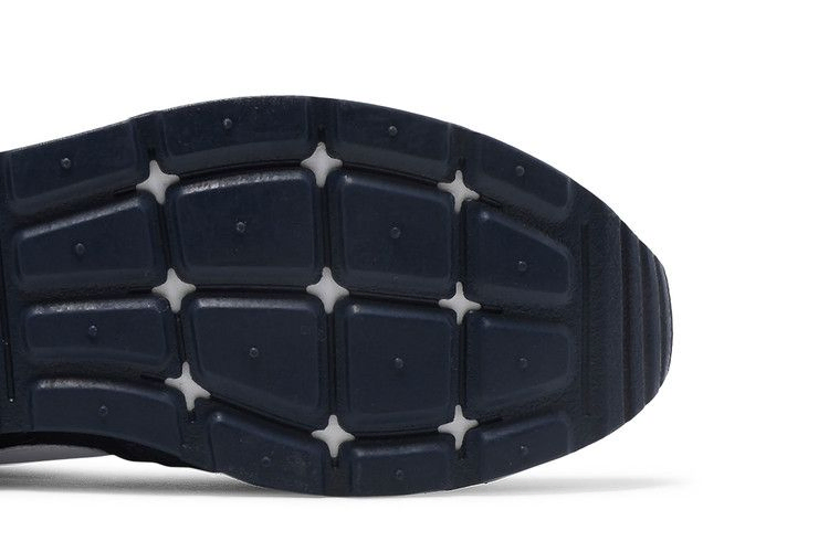 Кроссовки Nike Venture Runner 'Midnight Navy'