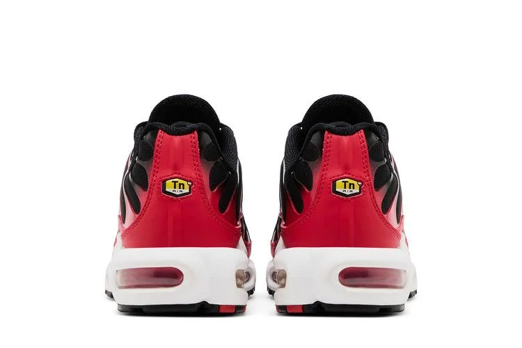 Krossovki-Nike-Wmns-Air-Max-Plus-University-Red-Black-5