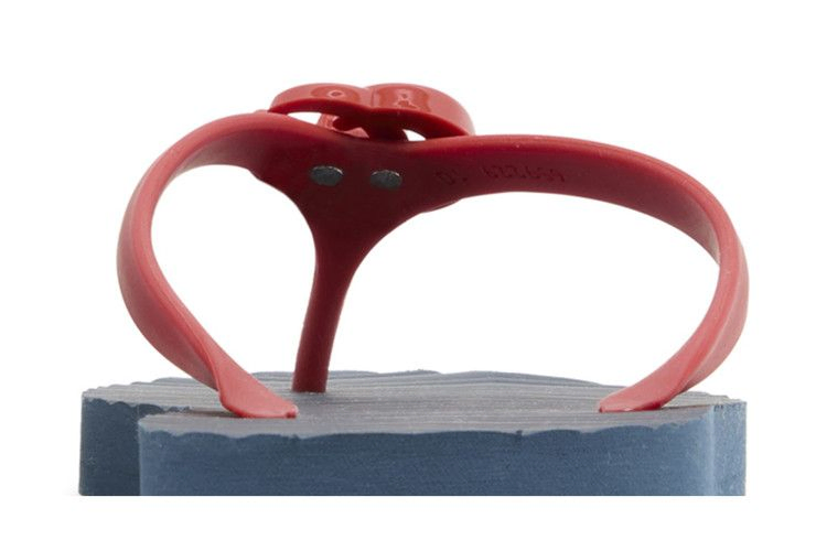 Сандалии Gucci Thong Sandal 'Blue Chevron Red Resin'