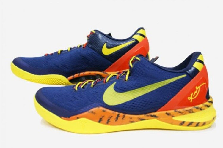 Кроссовки Nike Kobe 8 'Barcelona'