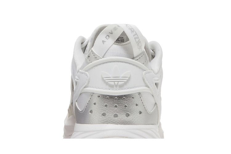 hyperturf-white-silver-metallic-gy9410_06