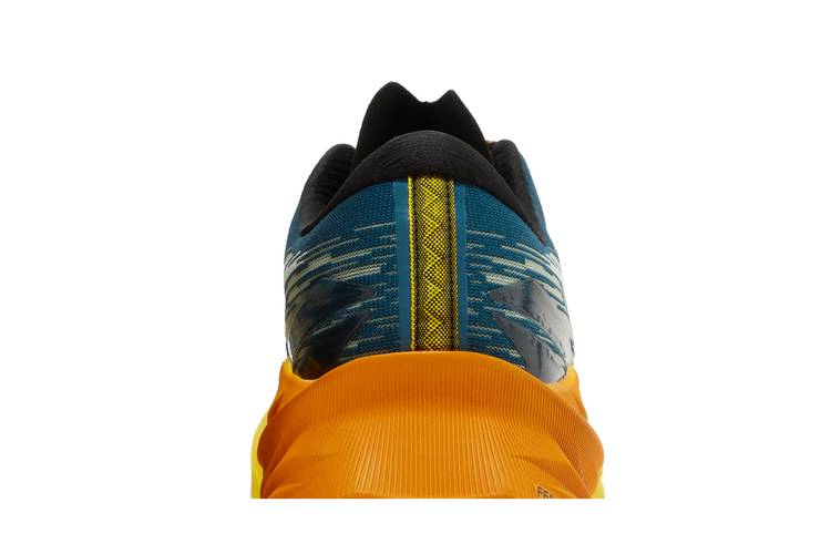 Кроссовки ASICS Novablast 3 TR 'Nature Bathing - Golden Yellow'