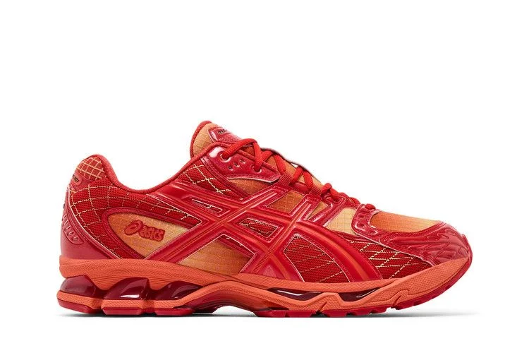 Krossovki-Marvel-vs.-Capcom-x-Kith-x-ASICS-Gel-Nimbus-10.1-Double-Box-Iron-Man-vs.-Mega-Man-With-Comic-Book-9