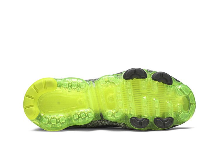 Кроссовки Nike Air VaporMax Flyknit 3 'Grey Volt'