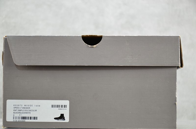 Balenciaga-Wmns-Speed-Trainer-Black-White-9
