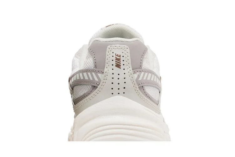 Krossovki-Nike-Wmns-Initiator-Phantom-Mink-Brown-6