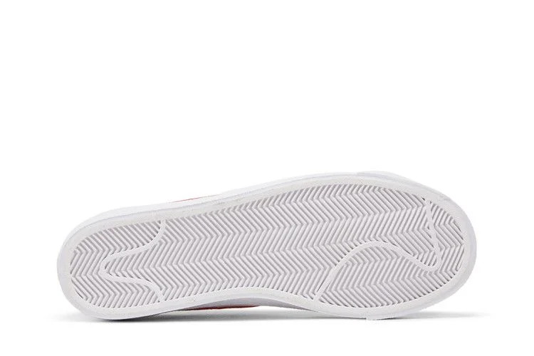 Krossovki-Nike-Wmns-Blazer-Low-77-White-Magic-Ember-3