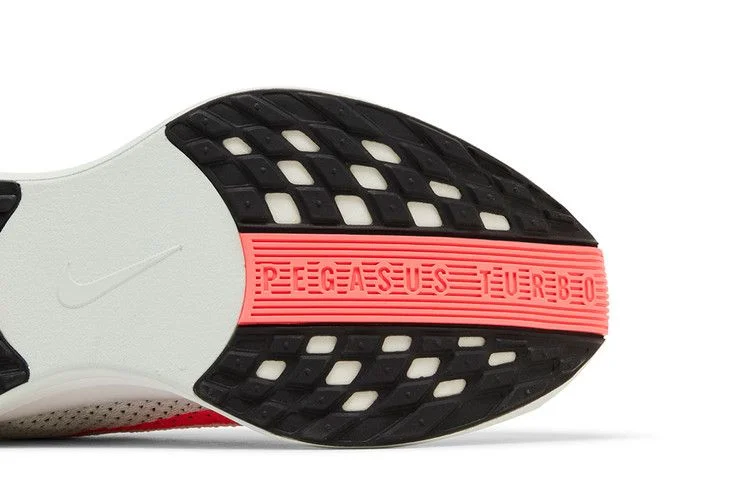 Кроссовки Nike Pegasus Plus 'Barely Grey Hot Punch'