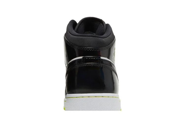 Кроссовки Air Jordan 1 Mid SE GS 'Black Cyber'