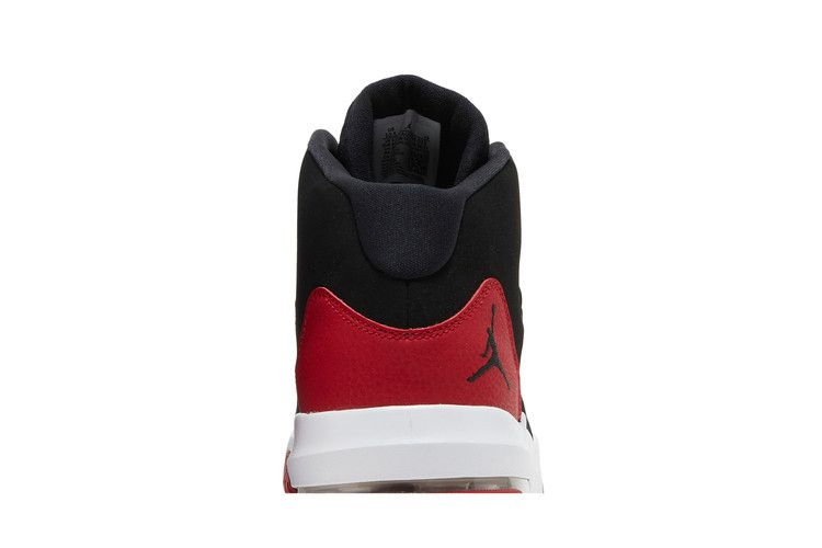 jordan-max-aura-black-gym-red-aq9084-023_06
