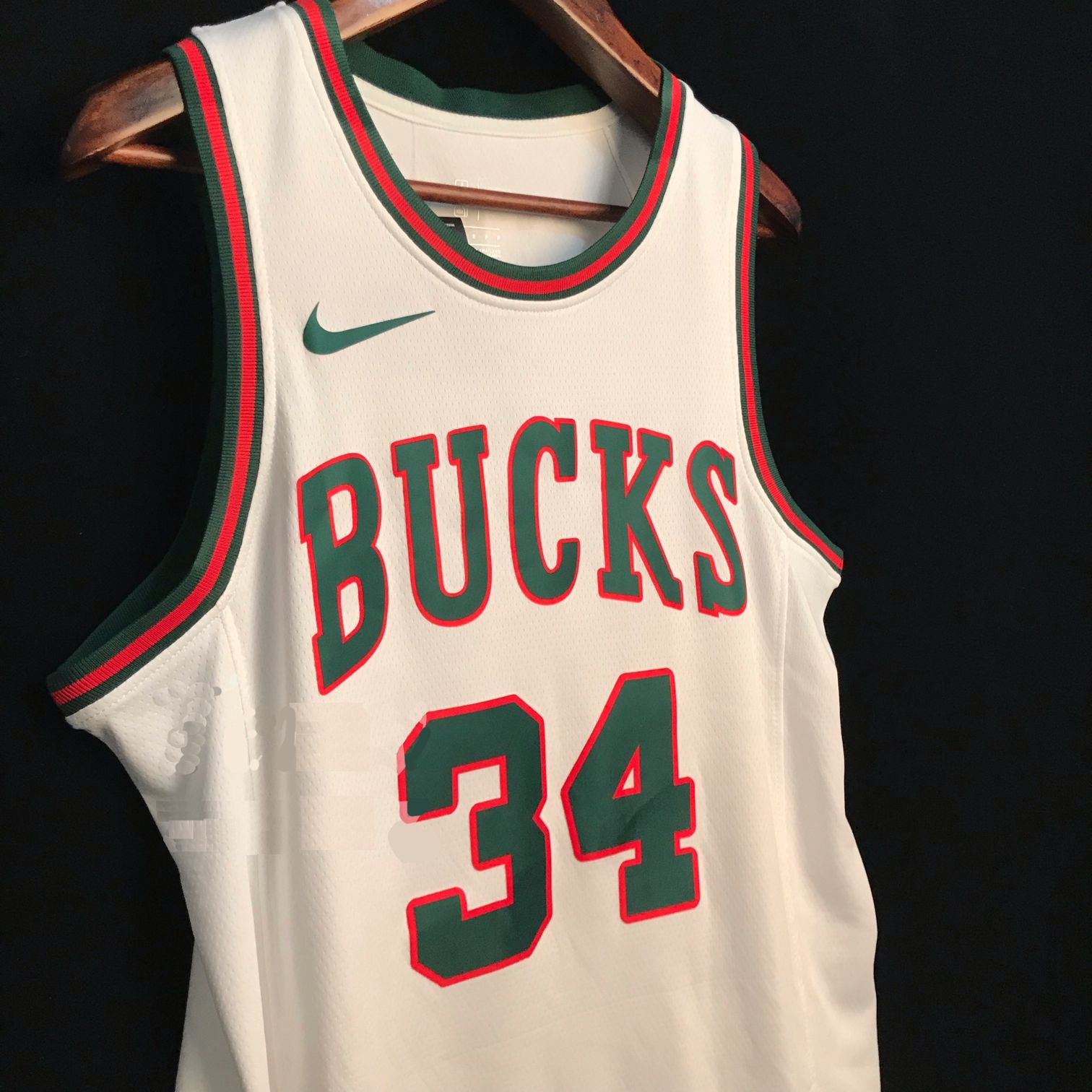 Баскетбольная джерси 2017-18 Giannis Antetokounmpo Bucks #34 Classic White