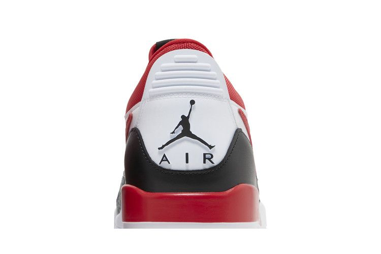 Кроссовки Air Jordan Legacy 312 Low 'Black Toe'