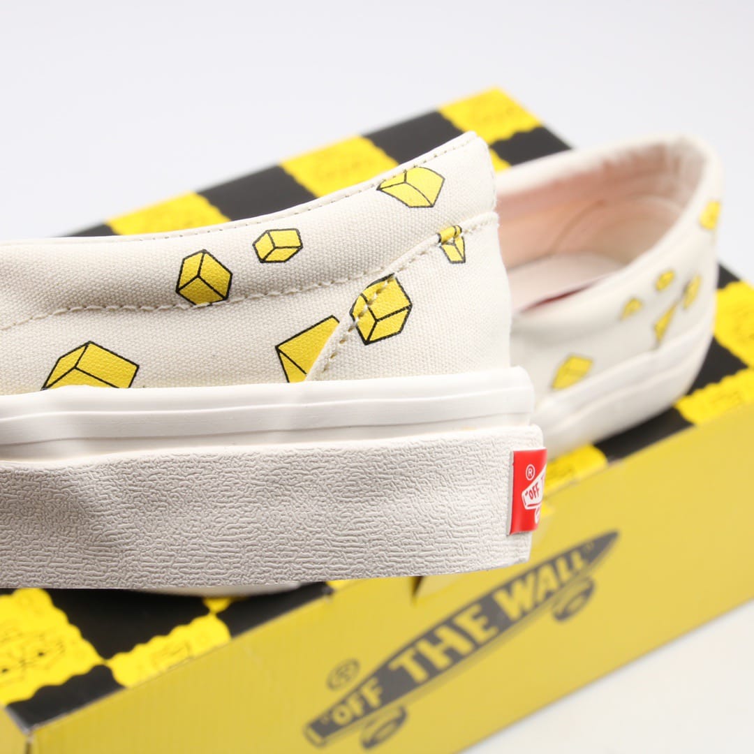 Vans-OG-Classic-Slip-On-LX-Spongebob-Yellow-4