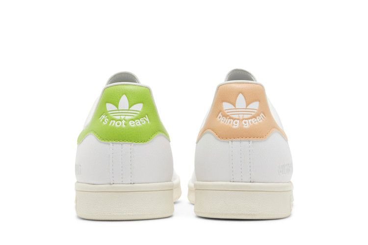 Кроссовки Disney x adidas Stan Smith 'Miss Piggy & Kermit'