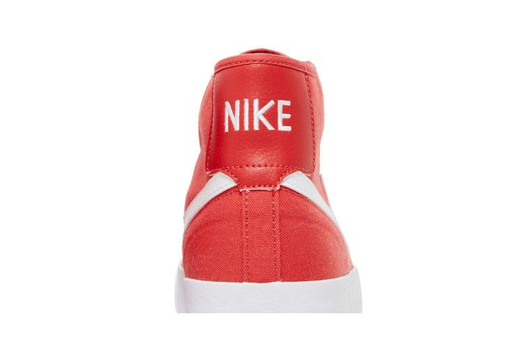 blazer-court-mid-sb-lobster-dc8901-600_06