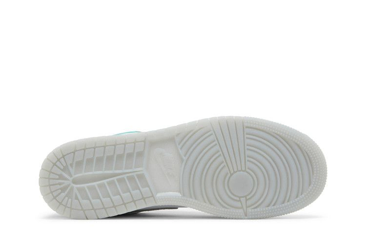 air-jordan-1-low-se-gs-new-emerald-do8244-301_03