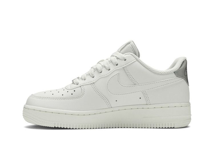 wmns-air-force-1-07-ess-platinum-tint-ao2132-003_02