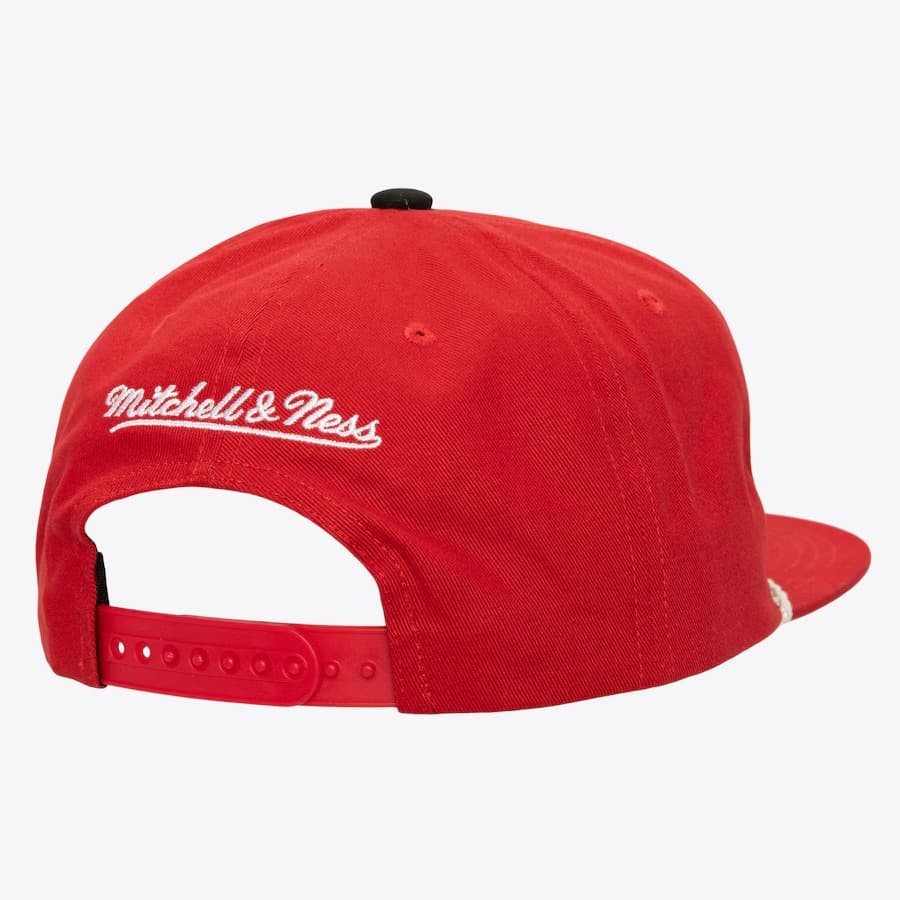 Бейсболка Mitchell & Ness Scarlet San Francisco 49ers Radiant Lines Deadstock Snapback Hat