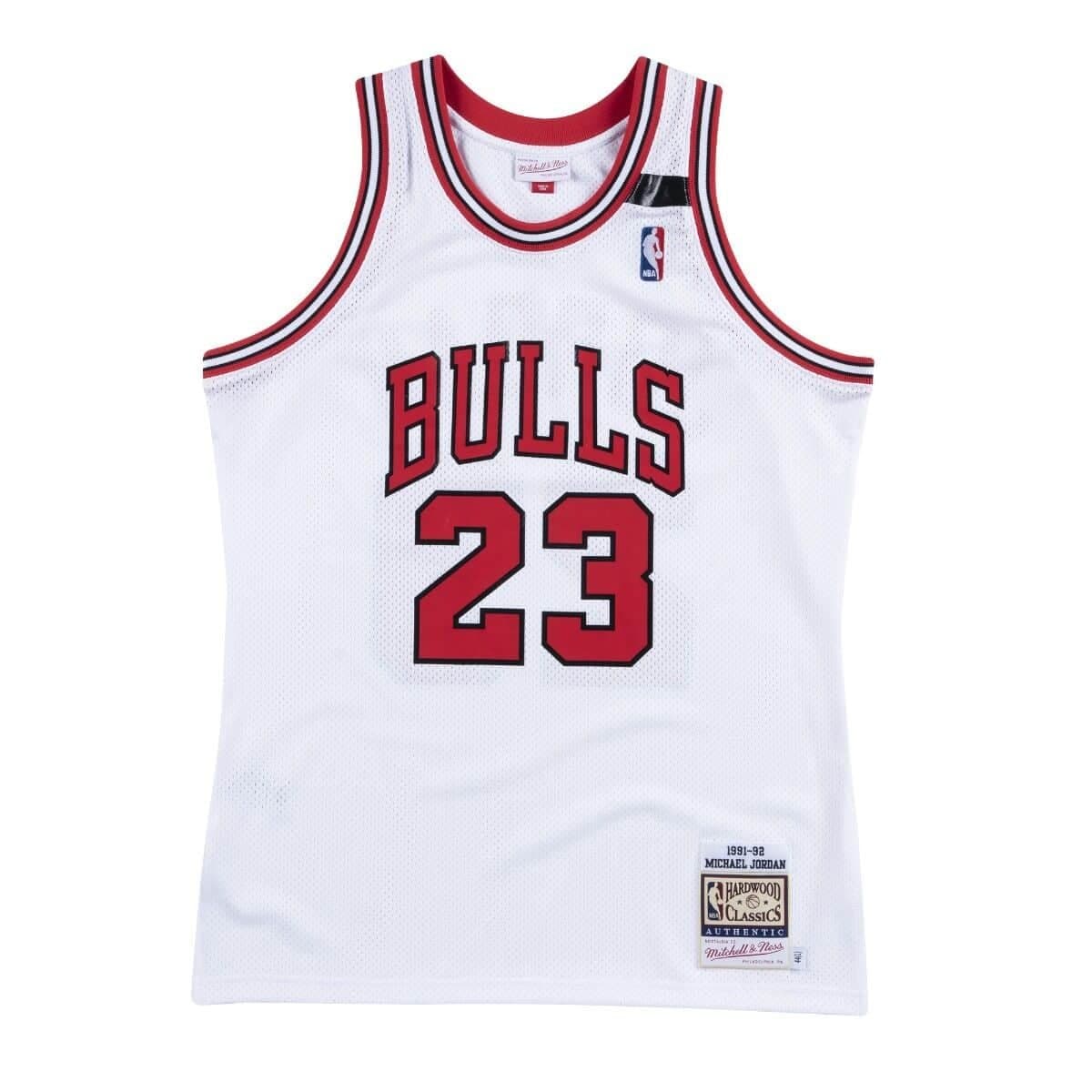Баскетбольная джерси 1991-1992 Chicago Bulls Michael Jordan #23 Authentic Hardwood Classic White Jersey