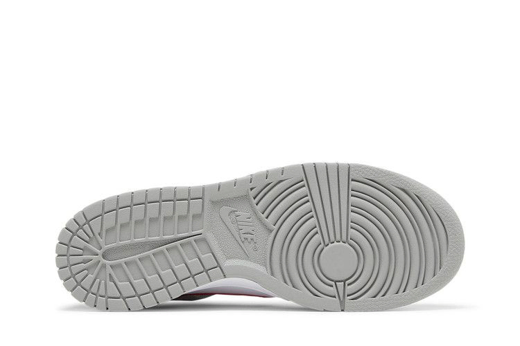 Кроссовки Nike Dunk High SE GS 'Athletic Club - Light Smoke Grey Gym Red'