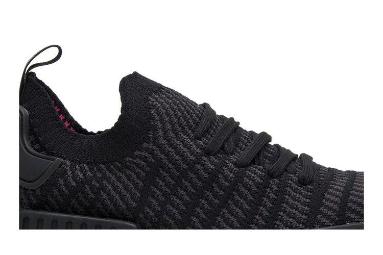 nmd_r1-primeknit-stlt-triple-black-cq2391_01