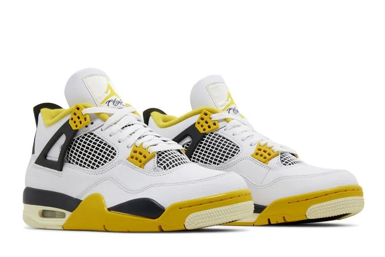Krossovki-Wmns-Air-Jordan-4-Retro-Vivid-Sulfur-7