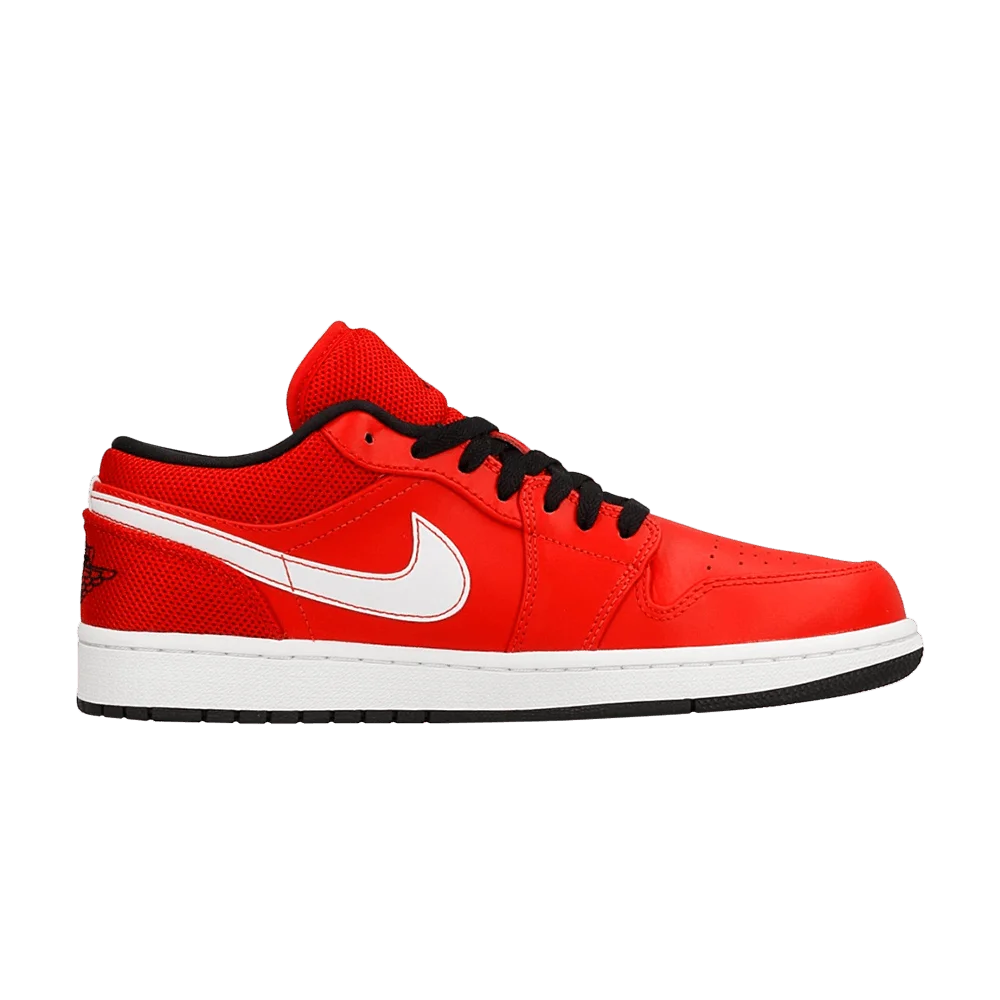 Krossovki-Air-Jordan-1-Retro-Low-University-Red