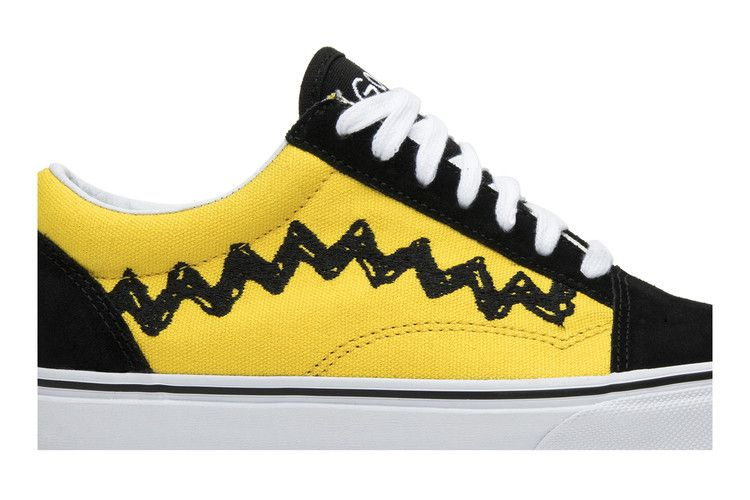Кроссовки Vans Peanuts x Old Skool 'Charlie Brown'