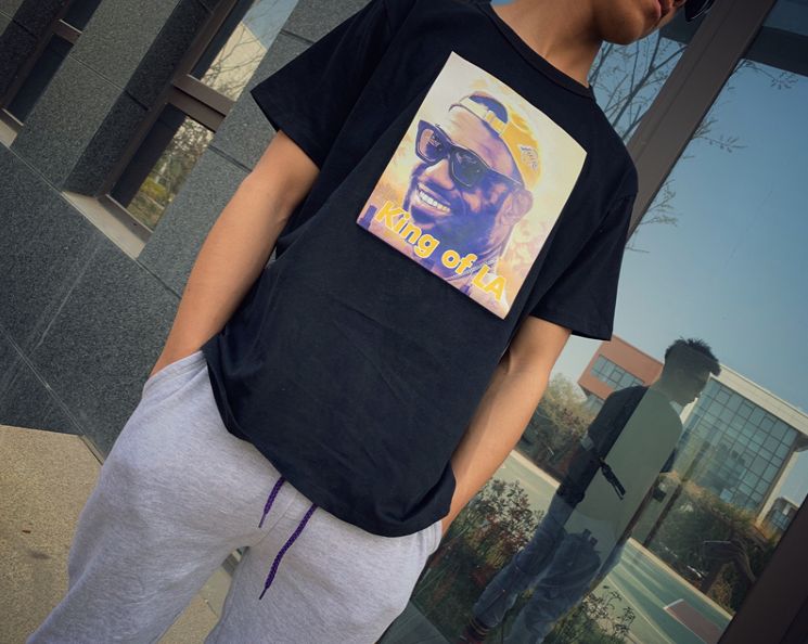 2019-James-Lebron-King-of-LA-Tee-Black-2