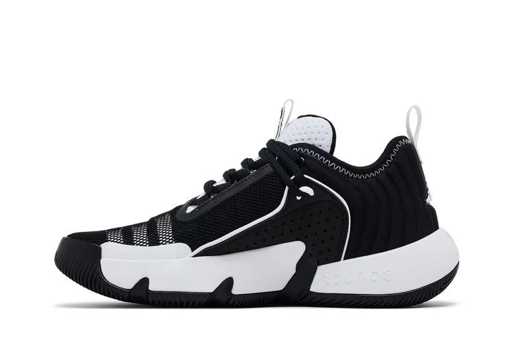 Кроссовки Adidas Trae Unlimited Big Kid 'Black White'