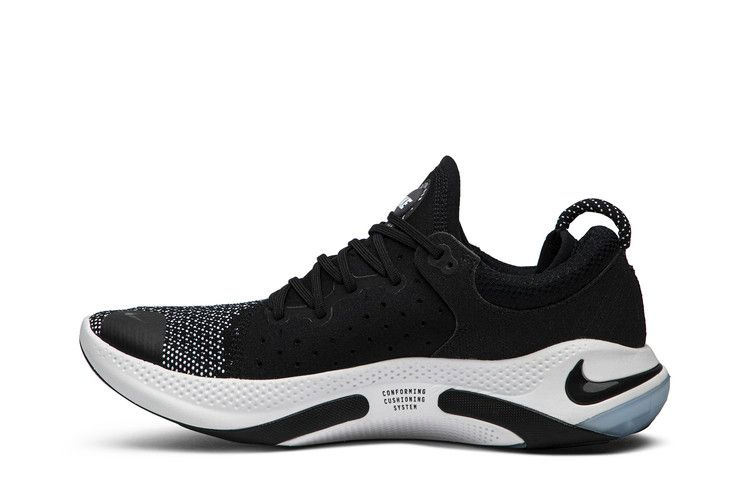 Кроссовки Nike Joyride Run Flyknit 'Oreo'