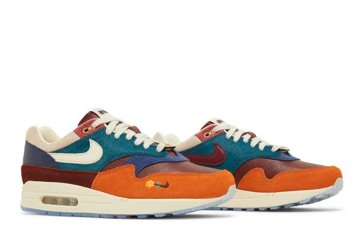 Krossovki-Kasina-x-Nike-Air-Max-1-SP-Won-Ang-Orange-7