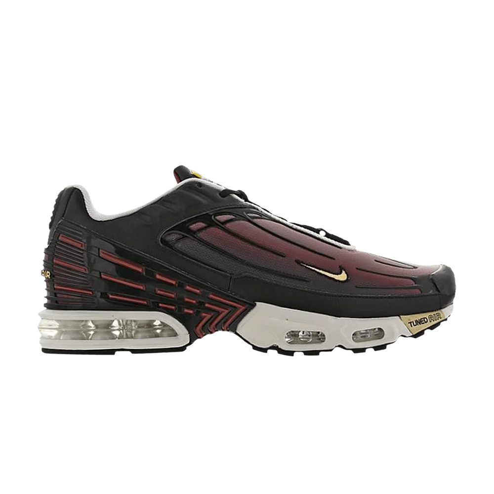 Krossovki-Nike-Air-Max-Plus-3-Claystone-Red