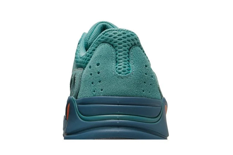 Кроссовки adidas Yeezy Boost 700 'Faded Azure'