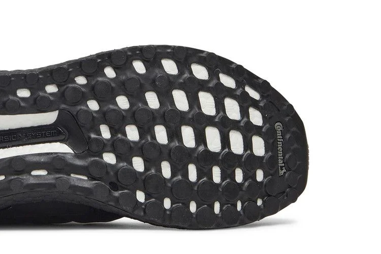 Кроссовки adidas UltraBoost 1.0 DNA 'Oreo Toe'