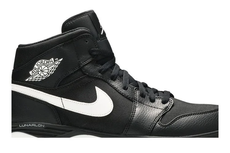 Krossovki-Air-Jordan-1-Mid-TD-Cleat-Black-1