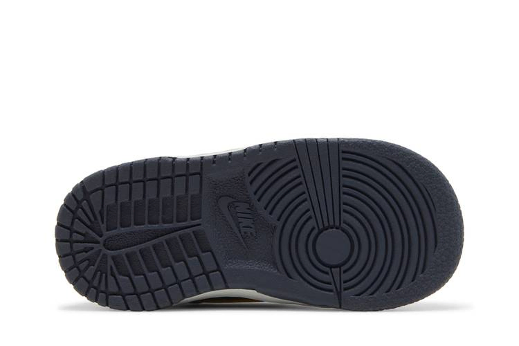 dunk-low-se-td-copper-swoosh-dx1665-400_03