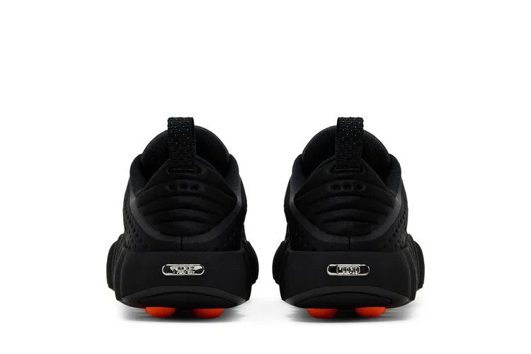 Krossovki-Nike-Wmns-Mind-002-Black-Hyper-Crimson-5