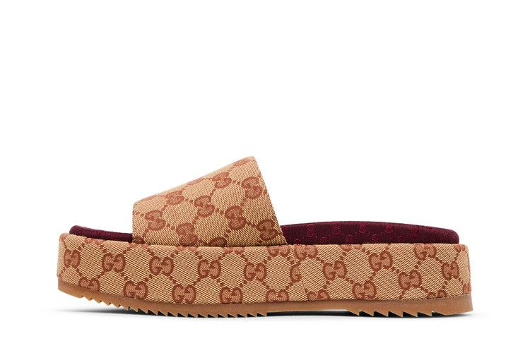 gucci-wmns-rubber-gg-slide-573018-kqw00-8366_02
