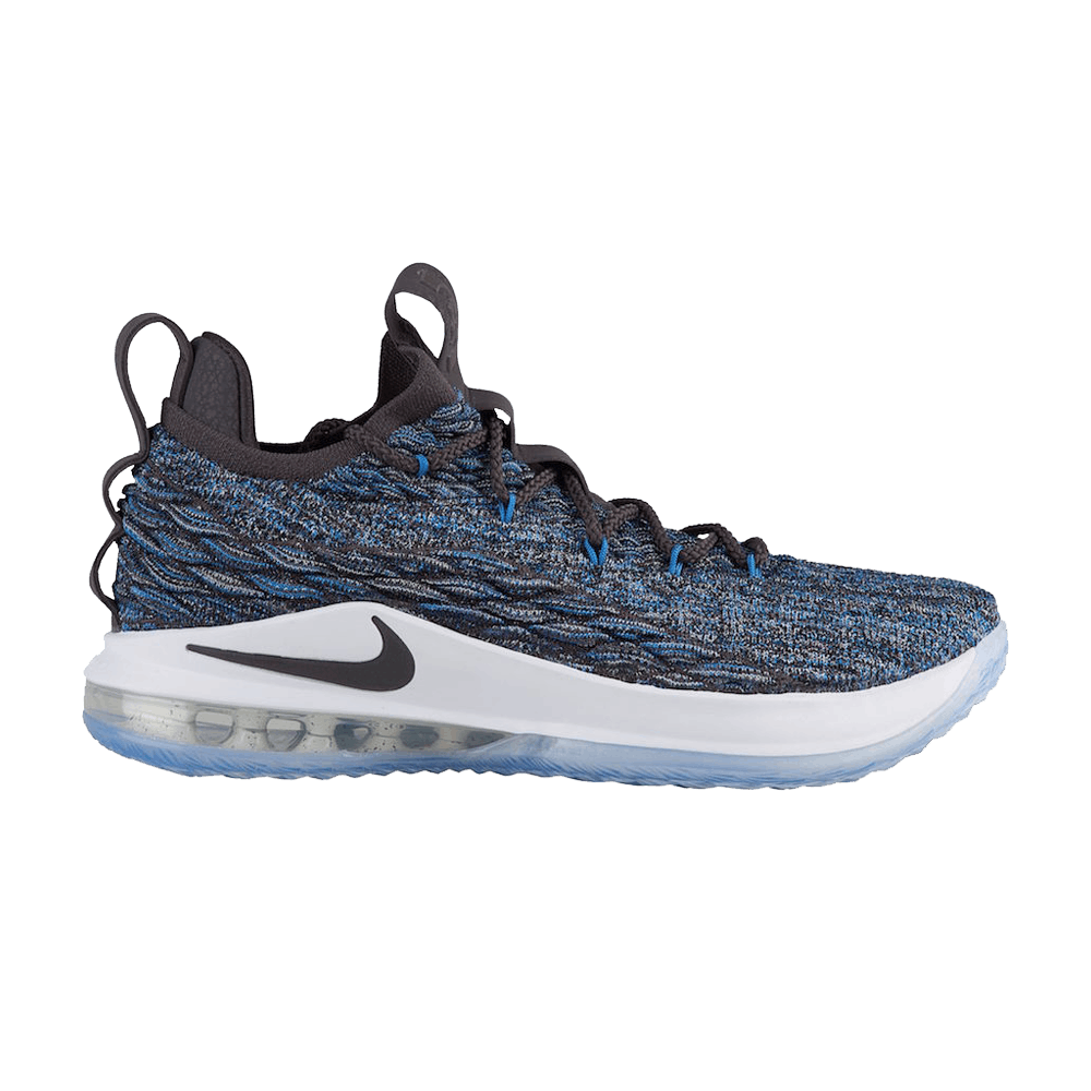 lebron-15-low-signal-blue-ao1755-400