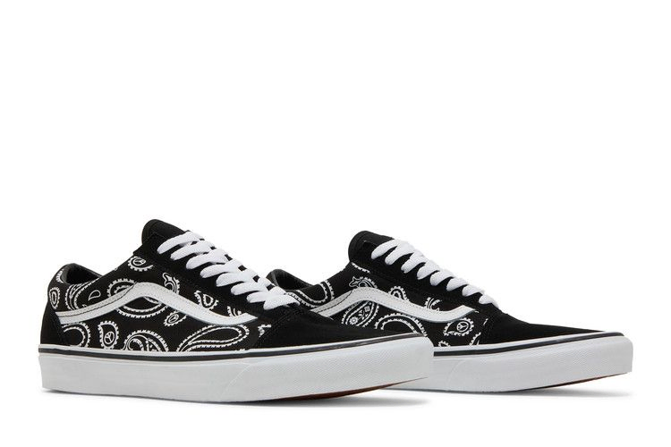 old-skool-peace-paisley-black-vn0a5krfb0e_07
