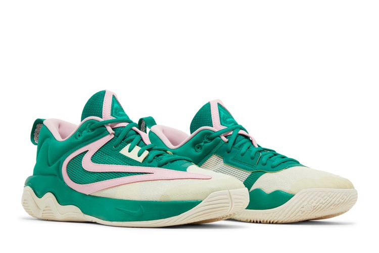 giannis-immortality-3-green-pink-dz7533-300_07