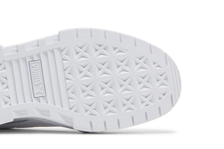 wmns-mayze-classic-white-384209-01_04